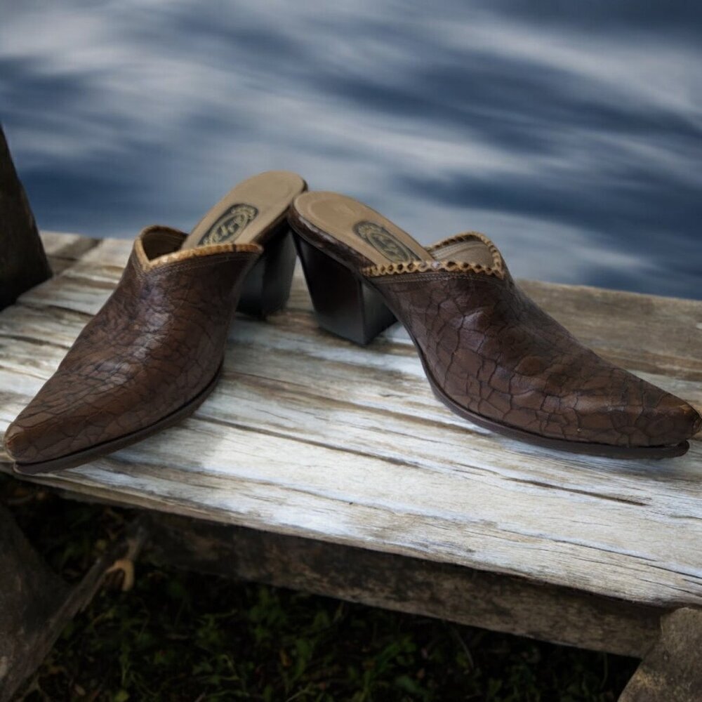 Salpy Handmade Leather Mule Shoes - Size 6 - Made in Los Angeles